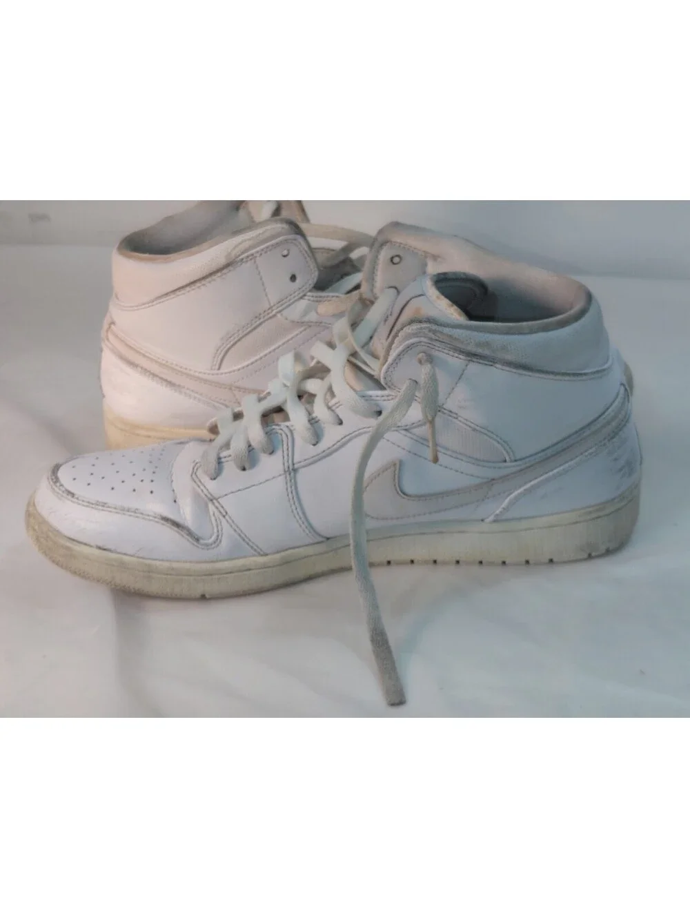 Nike Air Jordan 1 Retro Men's Size 12.5 White  554724-102